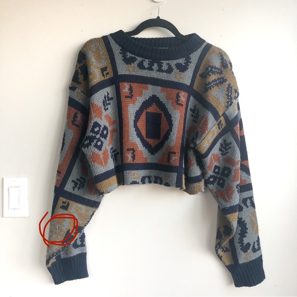 Vintage Cropped Patterned Sweater - Picture 7 of 8